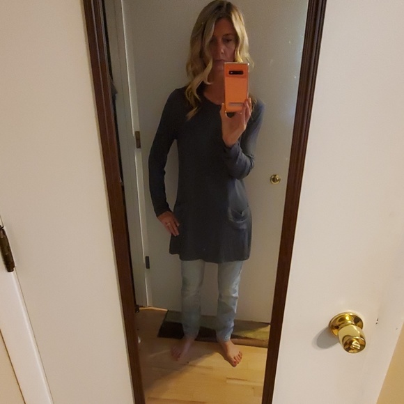 LOGO TUNIC SIZE SMALL - Picture 2 of 16